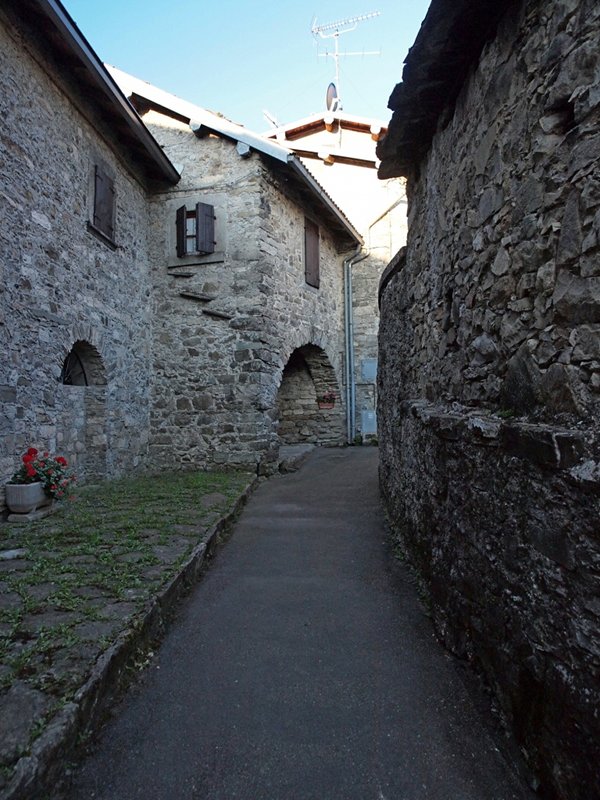 Riana. Vista del borgo